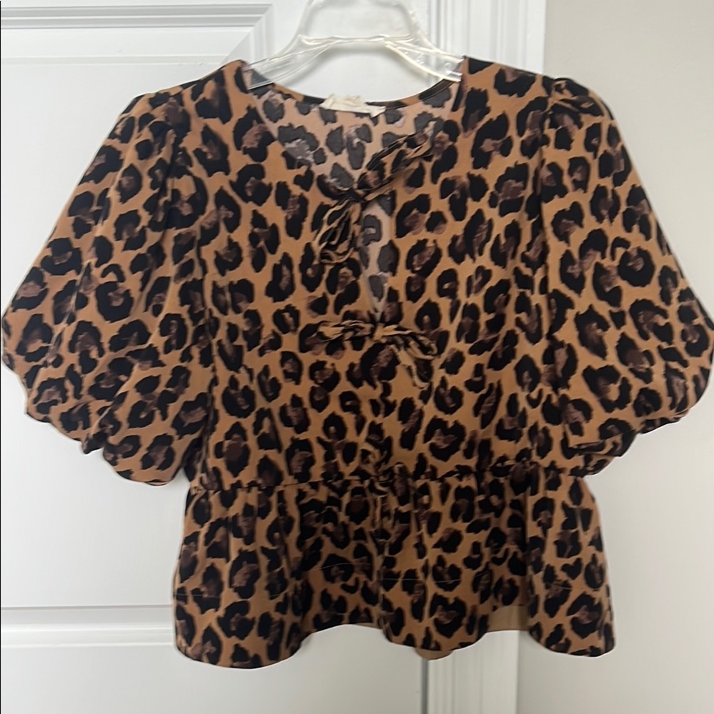 Leopard Print Puff Sleeve Blouse